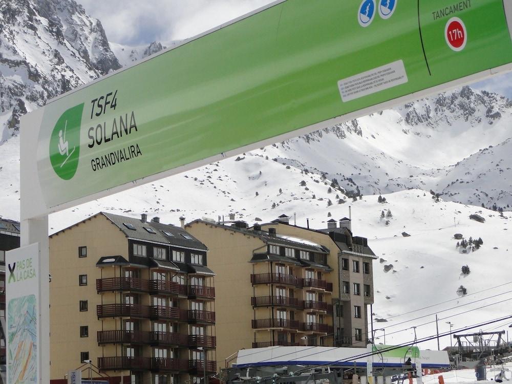 Apartamentos Paradis Blanc 3000 Pas De La Casa Bagian luar foto
