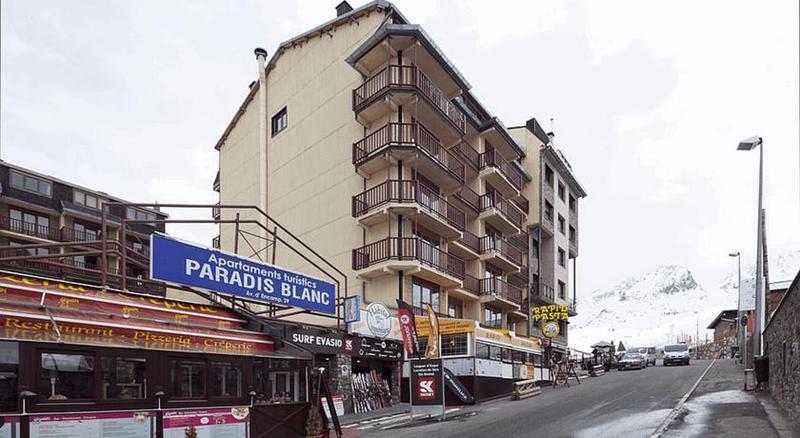 Apartamentos Paradis Blanc 3000 Pas De La Casa Bagian luar foto